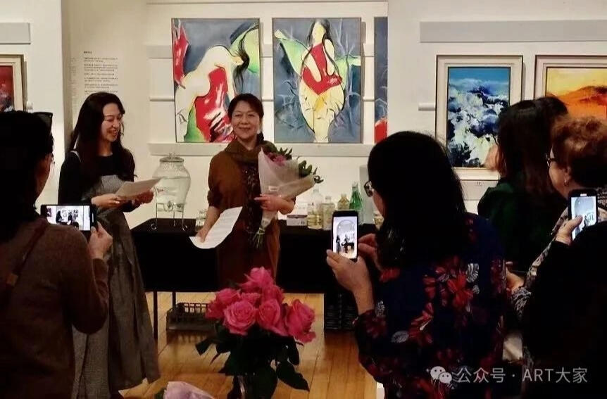 王培个展开幕式现场